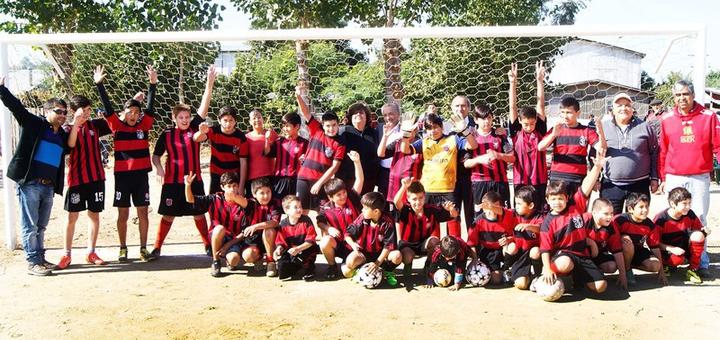 Cancha Bio bío renace para el fútbol