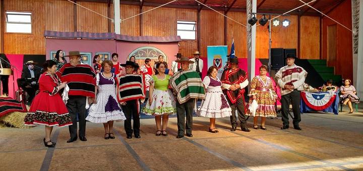 Dominga y Luis Toloza representarán a Laja en provincial de Cueca del Adulto Mayor