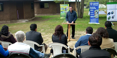 Inauguran caba�as de fardos, barro  y paja