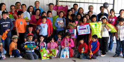 Laja, Club de Leones celebra Navidad junto a ni�os de Rucahue