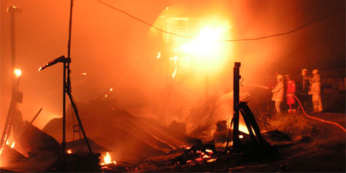 Lajino.cl - Laja, incendio en barraca sector observatorio