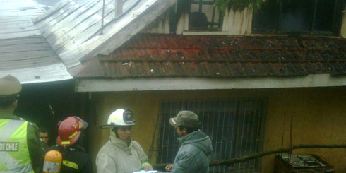 LAJINO.CL es LAJA en Internet // Laja, Incendio causa serios daños en vivienda de calle El Mirador