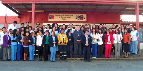 LAJINO.CL ES LAJA EN INTERNET // Funcionarios presentes en el Día del Hospital que coincide con el 48º Aniversario del Centro Asistencial de Laja