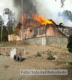 LAJINO.CL ES LAJA EN INTERNET // Incendio destruye instalaciones de jardín infantil en sector rural de Santa Elena