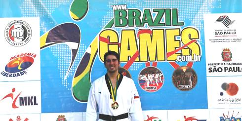 LAJINO.CL ES LAJA EN INTERENET //  Lajino obtiene medalla de oro en Open Brasil, el torneo abierto de taekwondo más grande de Sudamérica
