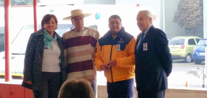 Nueva ambulancia es entregada al hospital para el servicio de la comunidad lajina