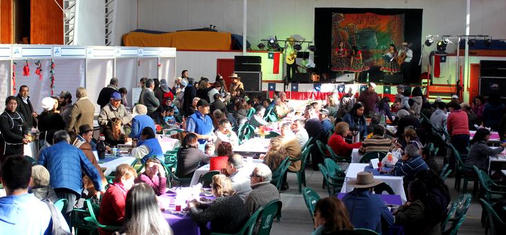 Unión Comunal de Adultos Mayores y el Municipio dieron vida a la Fiesta de San Juan